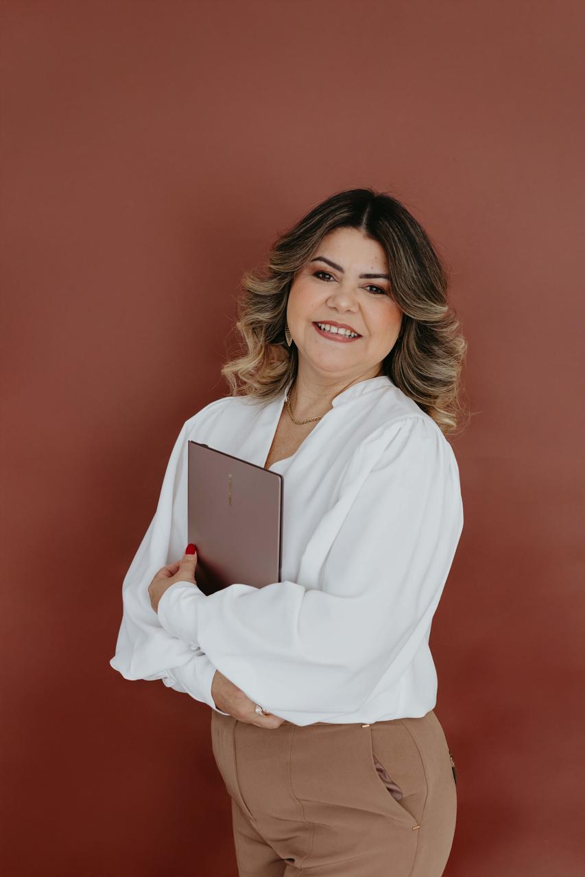 Psicóloga Djane Almeida